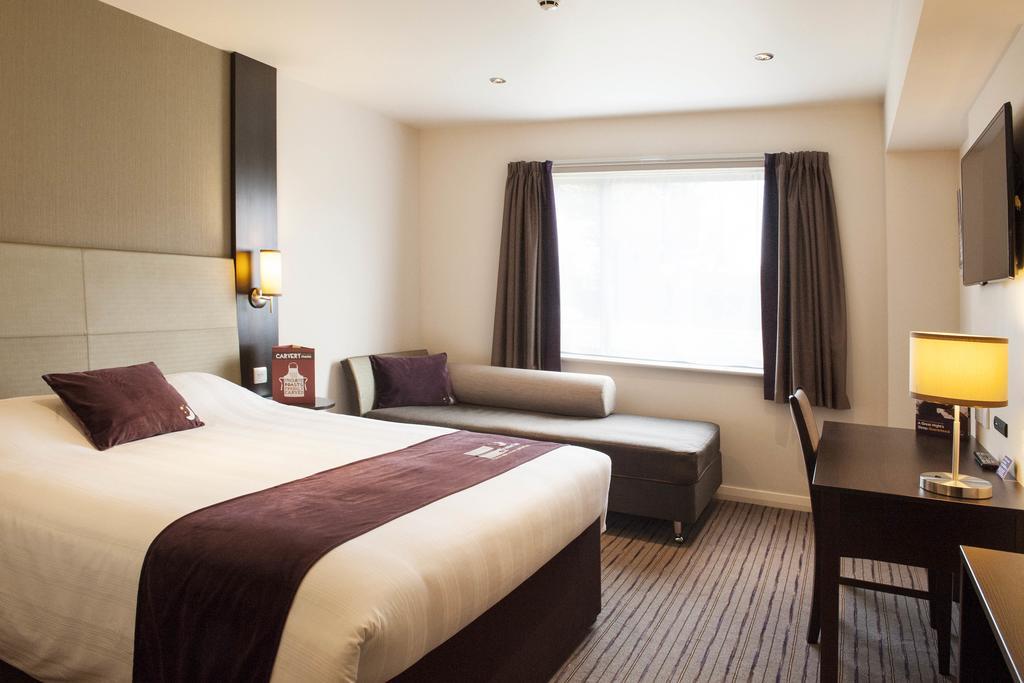 Premier Inn الدرشوت المظهر الخارجي الصورة