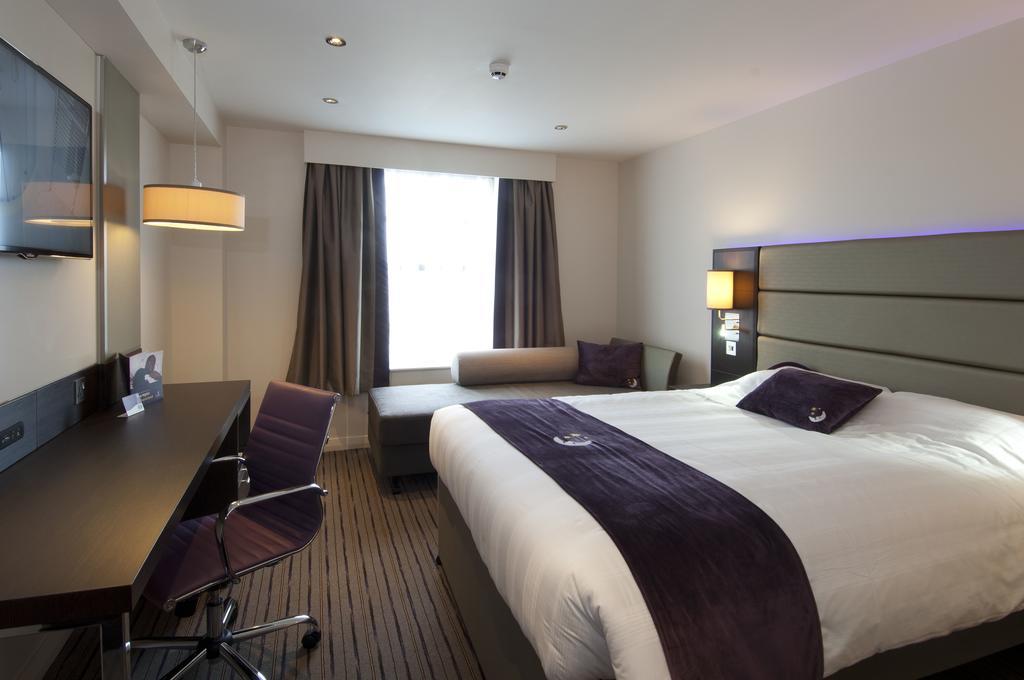 Premier Inn الدرشوت المظهر الخارجي الصورة